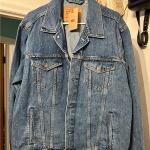 Levi’s denim jacket